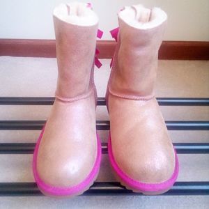 UGG Kids Bailey Water Resistant Shearling Boot NEW